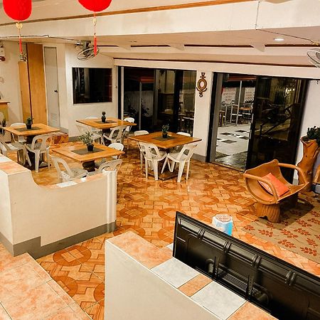Mario'S Travellers Inn Coron Bagian luar foto