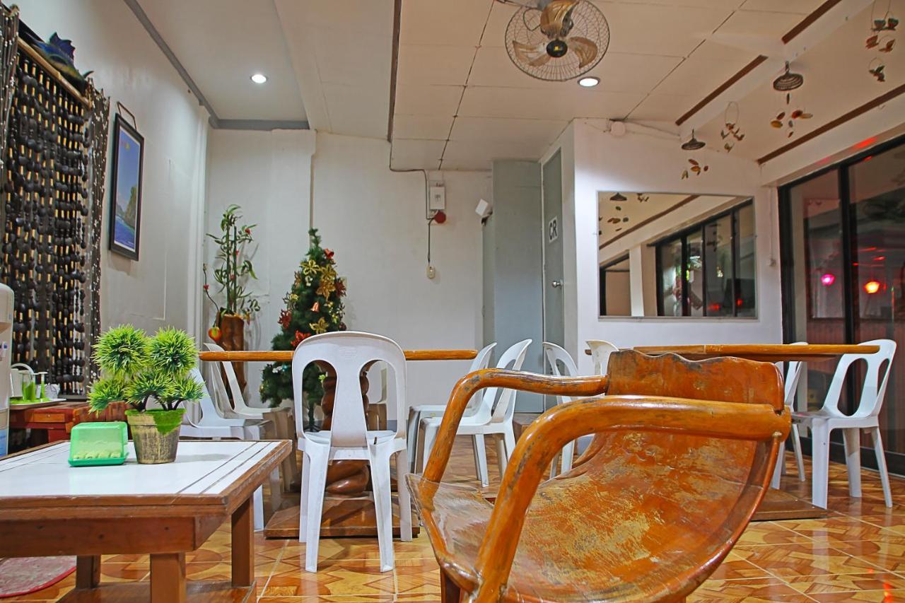 Mario'S Travellers Inn Coron Bagian luar foto