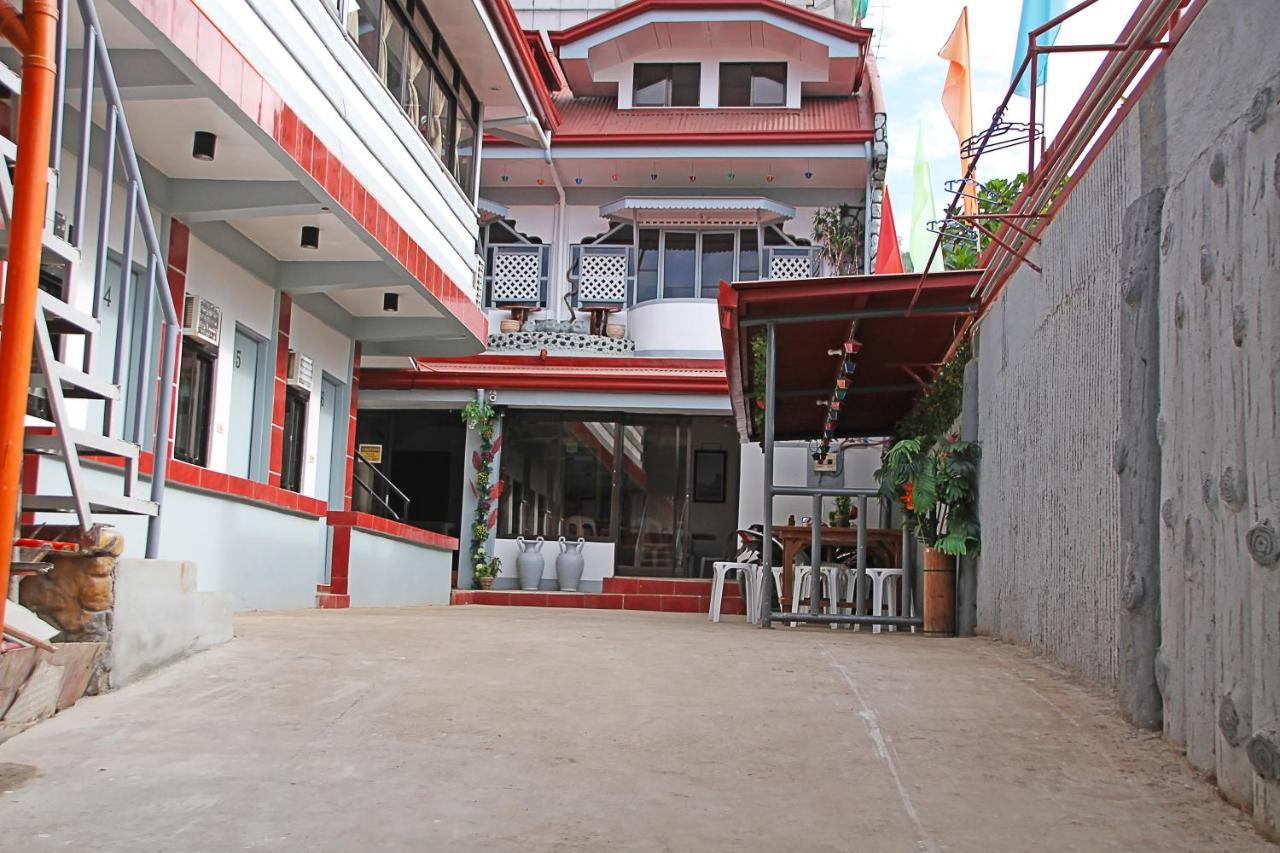 Mario'S Travellers Inn Coron Bagian luar foto