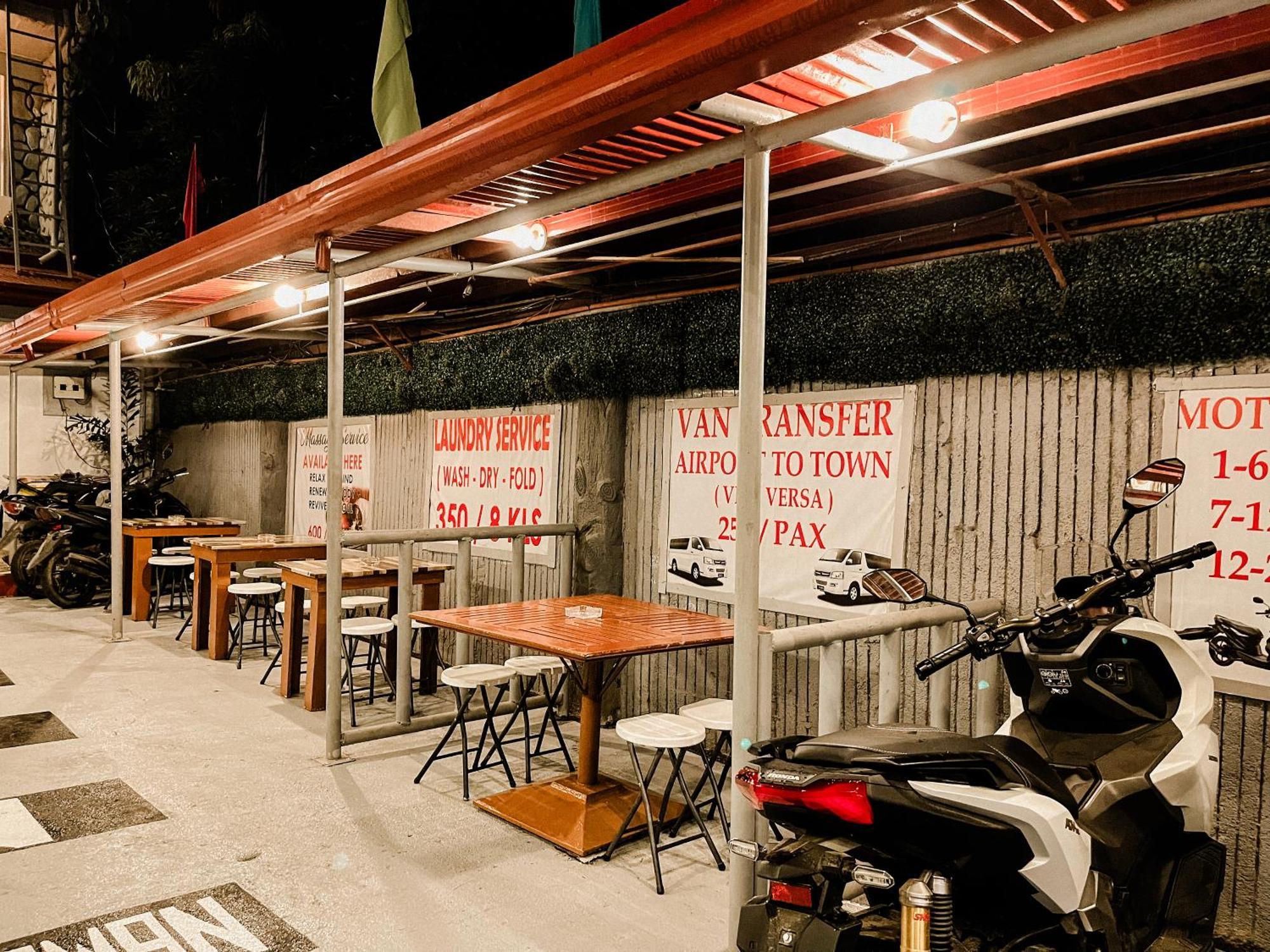 Mario'S Travellers Inn Coron Bagian luar foto