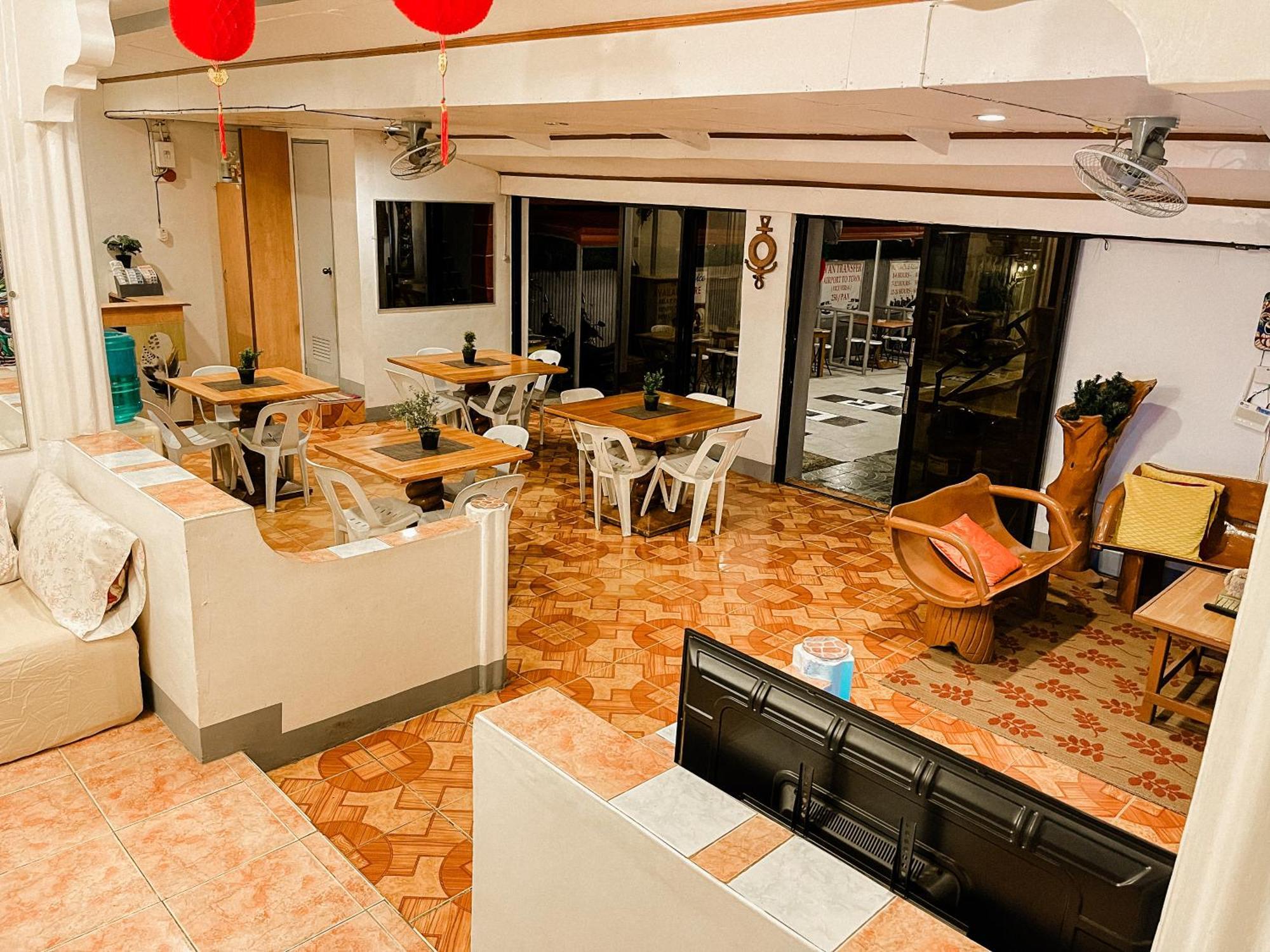 Mario'S Travellers Inn Coron Bagian luar foto