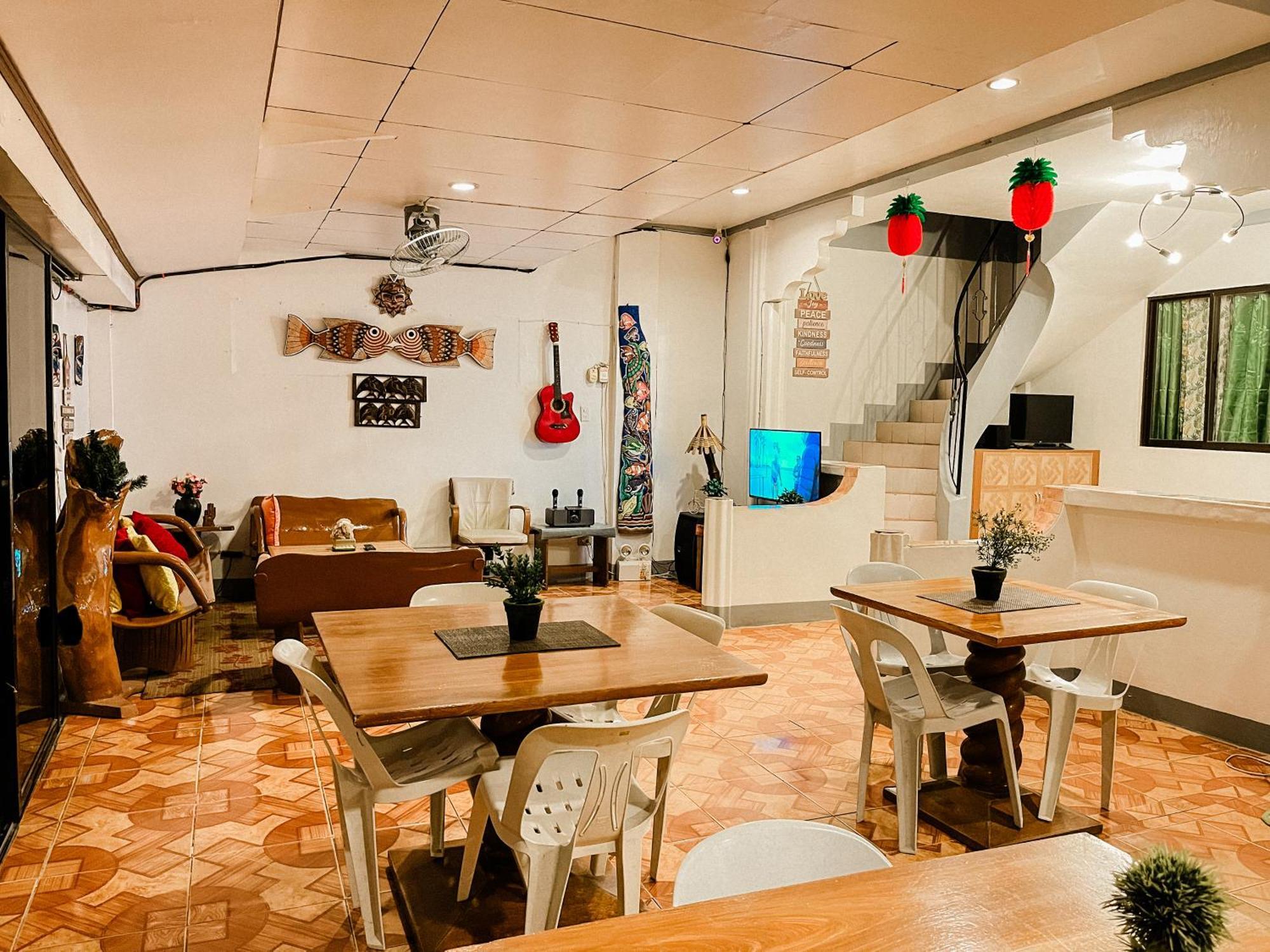 Mario'S Travellers Inn Coron Bagian luar foto