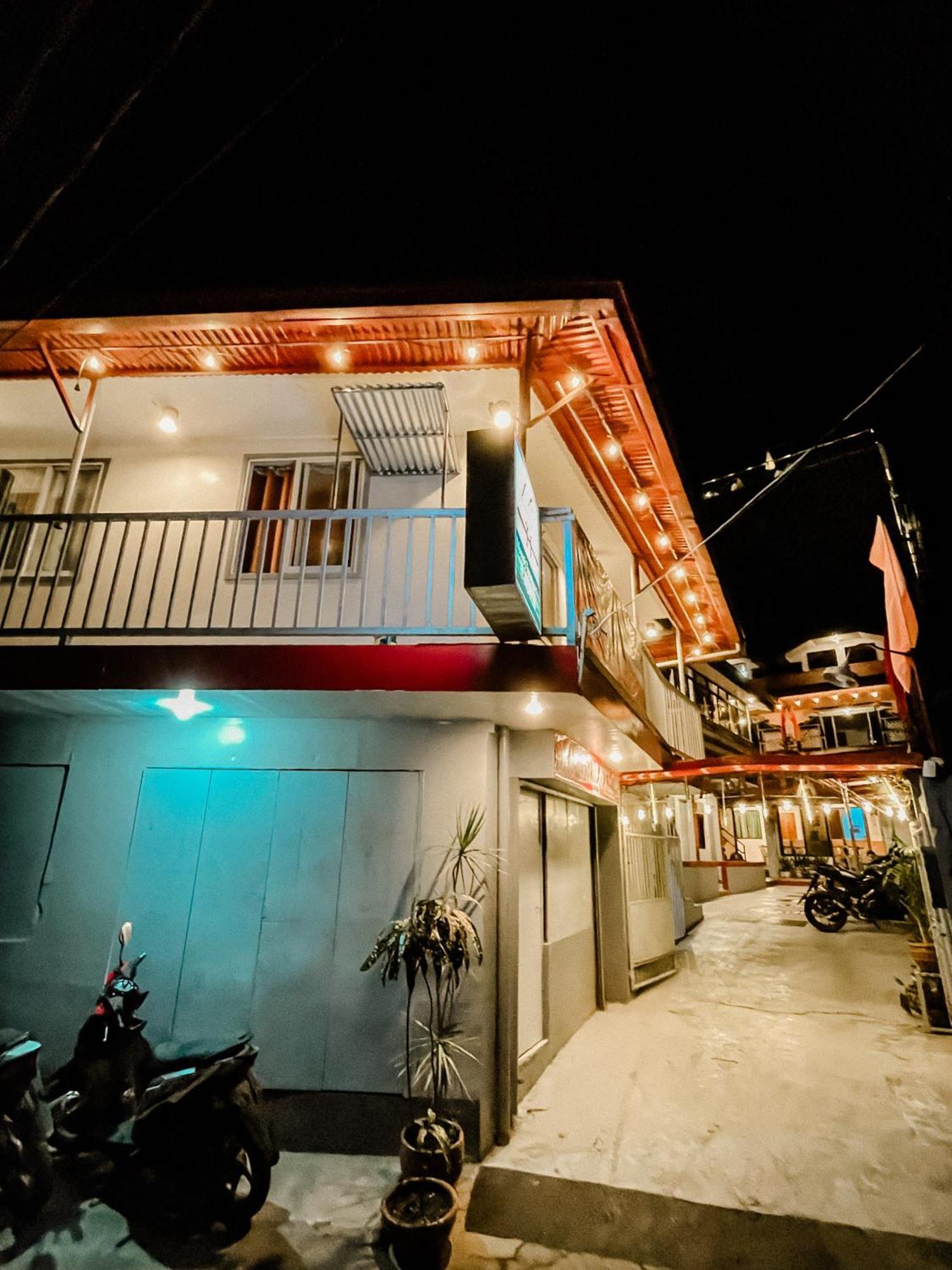 Mario'S Travellers Inn Coron Bagian luar foto