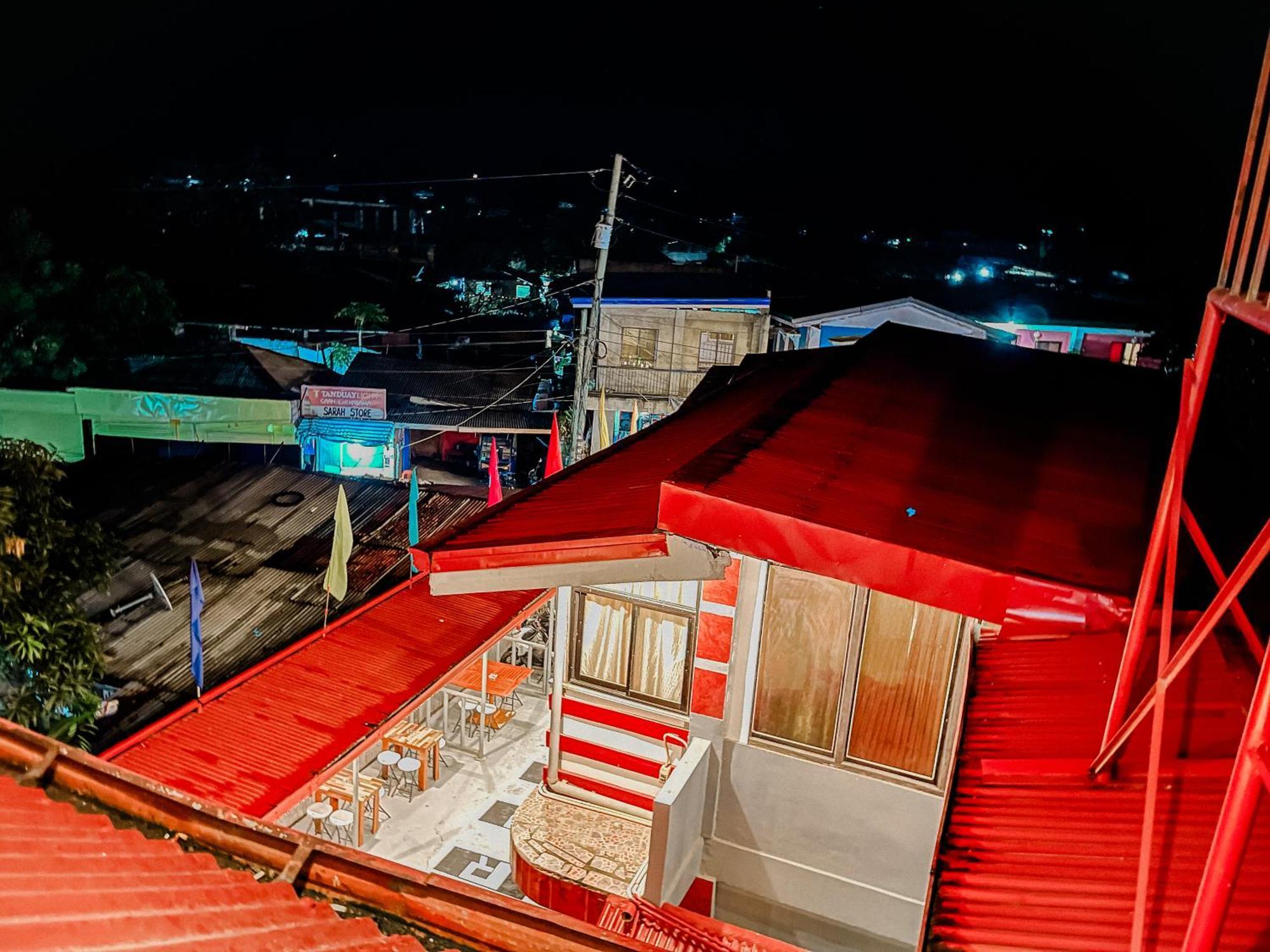 Mario'S Travellers Inn Coron Bagian luar foto