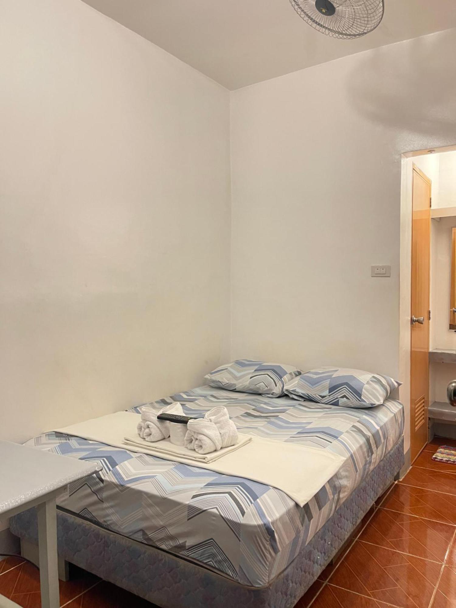 Mario'S Travellers Inn Coron Bagian luar foto